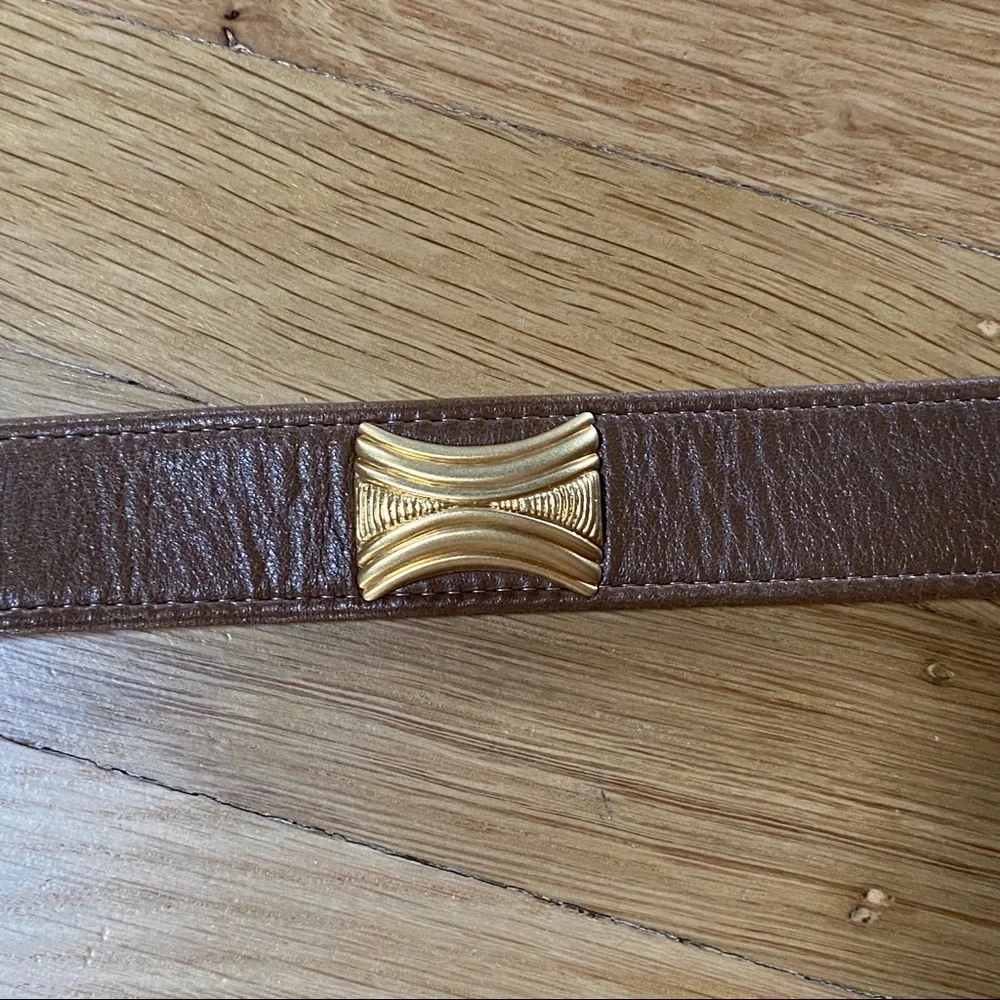 Carlisle Vintage Leather and Gold Belt